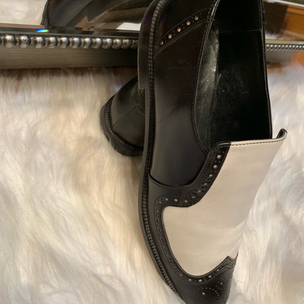 Manolo Blahnik Flats
